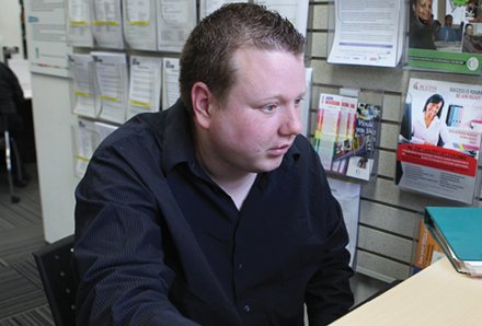 job seeker working in our Bathurst Employment Resource Centre